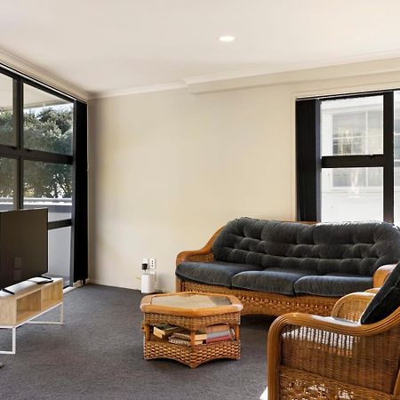 Pacific Escape - Downtown, Beach & Sea Views Mount Maunganui Esterno foto